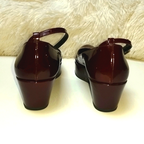 Marc by Marc Jacobs Mary Jane Platform Wedges - Picture 4 of 6